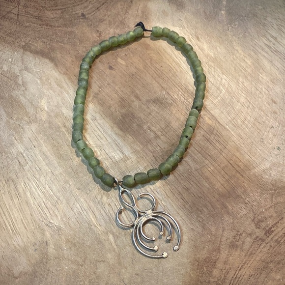 Recycled glass bead necklace and pendant - Picture 1 of 4